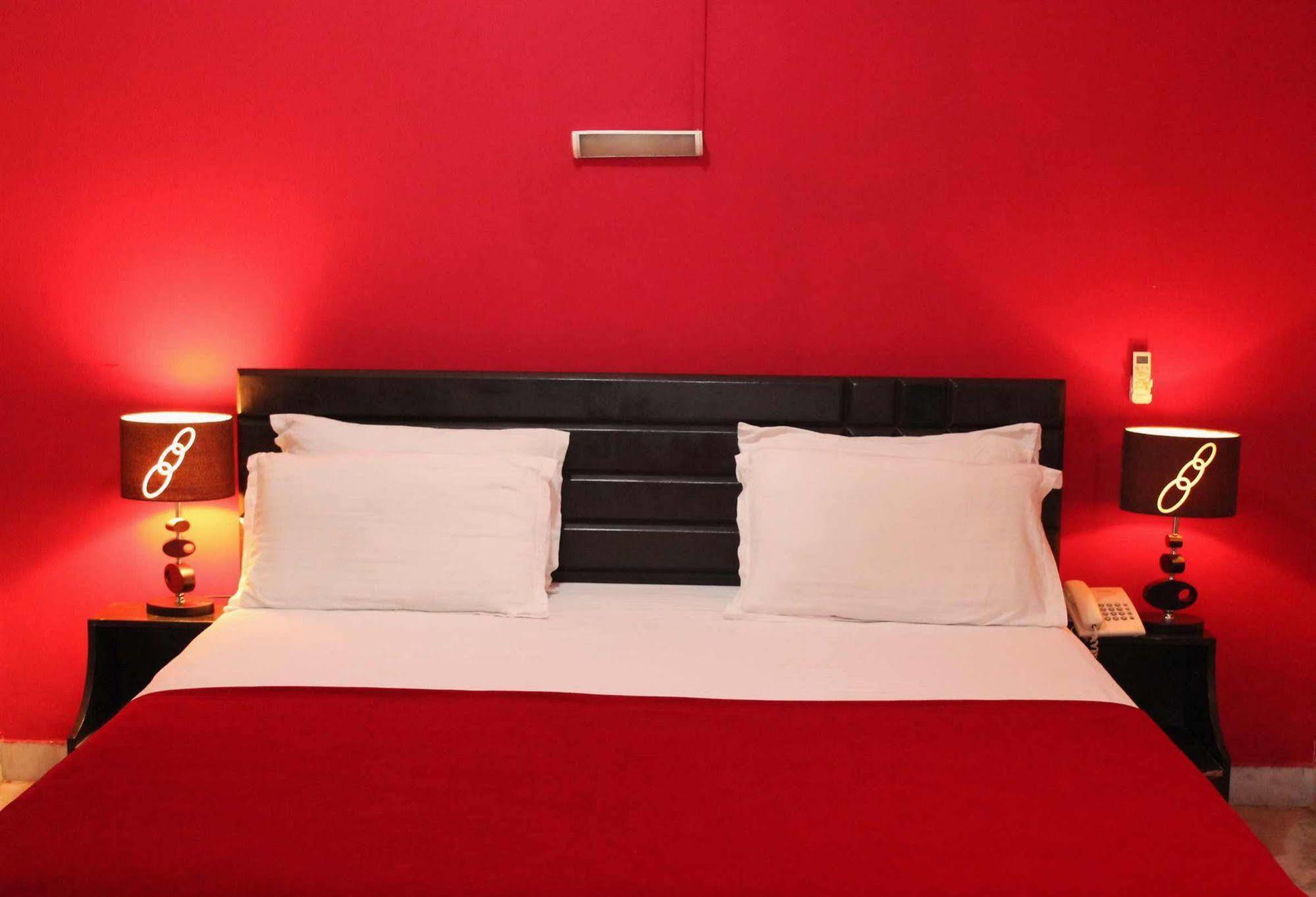 The New Casablanca Boutique Hotel Bangalore Buitenkant foto